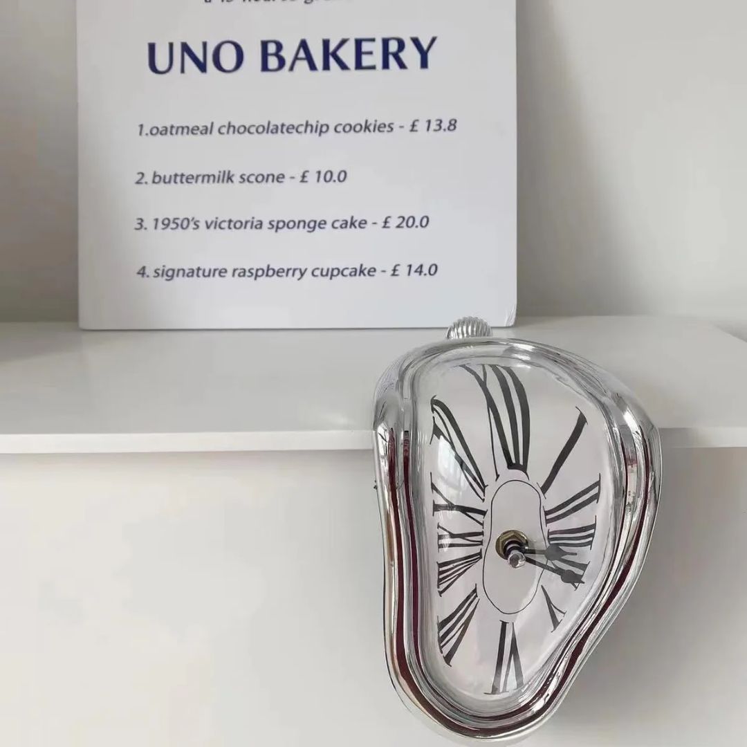 El reloj que desafía el tiempo y la lógica - RELOJ DERRETIDO